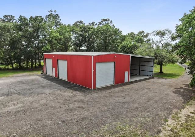 Photo 1 of Single family home for sale at 15306 Rabon Chapel Rd, Montgomery, TX 77316 | MLS# 23405248 | Listing updated on 2026-06-29