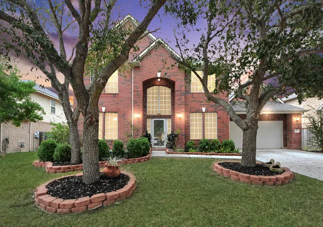 Homes for sale in Pearland, TX | 3003 Birch Landing Ct, Pearland, TX 77584 | MLS# 47791415