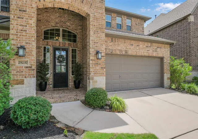 2nd image of 25237 Forest Ledge Dr, Porter, TX 77365 | MLS# 57382771