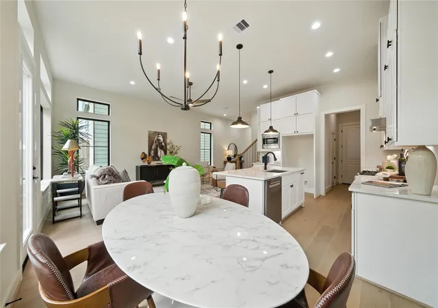 Photo 3 of Sale Pending at 8719 Padua Ln, Houston, TX 77055 | MLS# 89404415 | Listing updated on 2026-08-30
