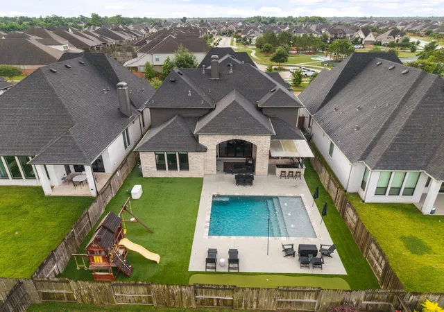 1st image of 8815 Autumn Pine Dr, Missouri City, TX 77459 | MLS# 85292348