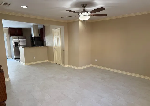 2nd image of 515 Tallowood Rd #4, Houston, TX 77024 | MLS# 90817349