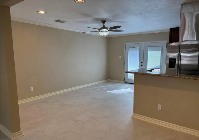 4th image of 515 Tallowood Rd #4, Houston, TX 77024 | MLS# 90817349