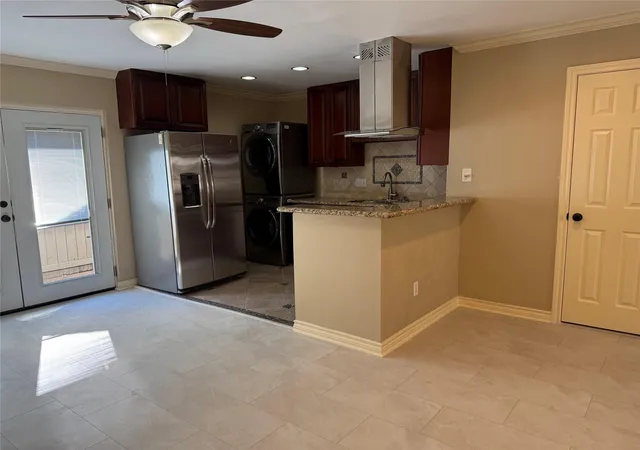 5th image of 515 Tallowood Rd #4, Houston, TX 77024 | MLS# 90817349