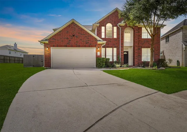 Photo 1 of Single family home for sale at 2322 Meadow Briar Dr, Sugar Land, TX 77498 | MLS# 68883892 | Listing updated on 2026-09-17