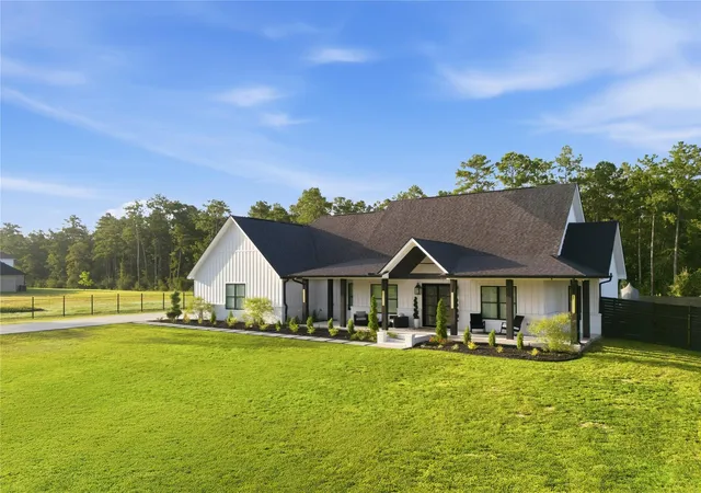 2nd image of 6830 Empire Wy, Lumberton, TX 77657 | MLS# 90676521