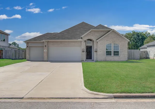 Photo 1 of Single family home for sale at 537 Green Meadows Dr, West Columbia, TX 77486 | MLS# 65512801 | Listing updated on 2026-09-05