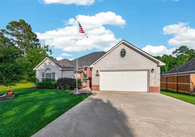 Photo 3 of Single family home for sale at 18526 Steele Point Dr, Crosby, TX 77532 | MLS# 80738351 | Listing updated on 2026-09-14