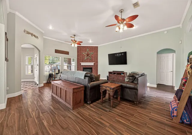 Photo 3 of Single family home for sale at 18526 Steele Point Dr, Crosby, TX 77532 | MLS# 80738351 | Listing updated on 2026-09-14