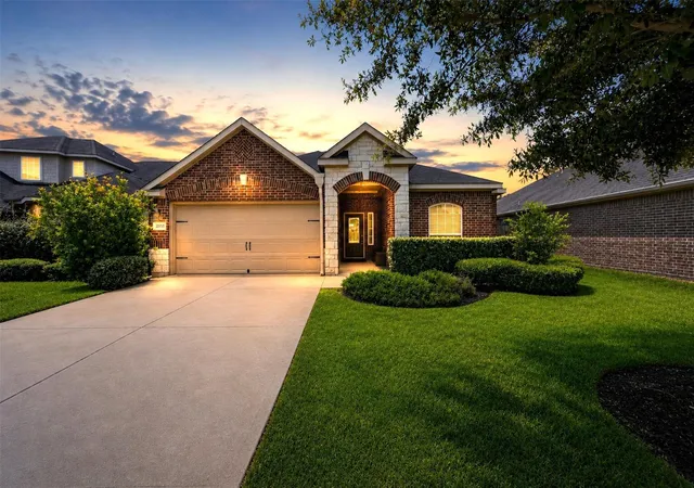 Photo 3 of Single family home for sale at 20555 Iron Seat Dr, Hockley, TX 77447 | MLS# 62340903 | Listing updated on 2026-10-19