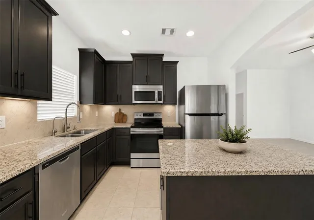 Photo 3 of Single family home for sale at 20555 Iron Seat Dr, Hockley, TX 77447 | MLS# 62340903 | Listing updated on 2026-10-19