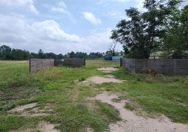 2nd image of 3707 12th St, Brookshire, TX 77423 | MLS# 58283911