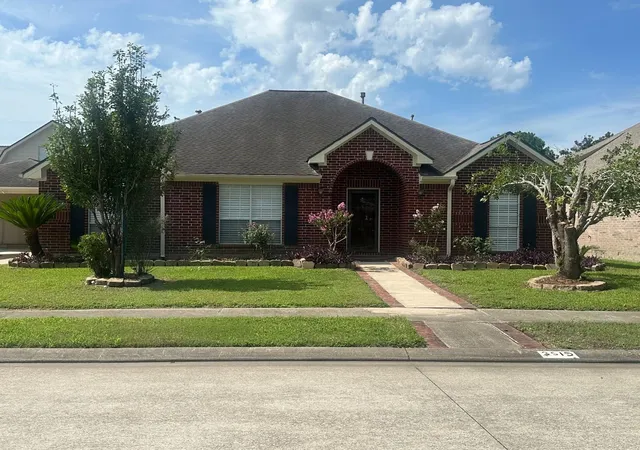 1st image of 3519 Dry Creek Dr, Pasadena, TX 77505 | MLS# 89330101