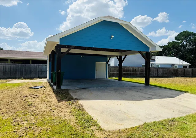Photo 3 of Single family home for sale at 446 Zoe St, Houston, TX 77020 | MLS# 39444053 | Listing updated on 2026-08-08