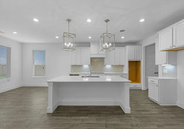 Photo 2 of Single family home for sale at 600 Juniper Heights Ln, Waller, TX 77484 | MLS# 29678116 | Listing updated on 2026-09-08