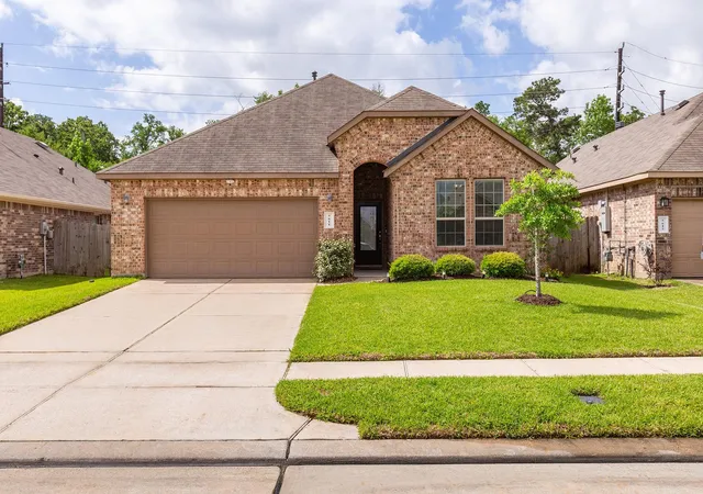 Photo 1 of Sale Pending at 5611 Claymore Meadow Ln, Spring, TX 77389 | MLS# 37705506 | Listing updated on 2026-09-07