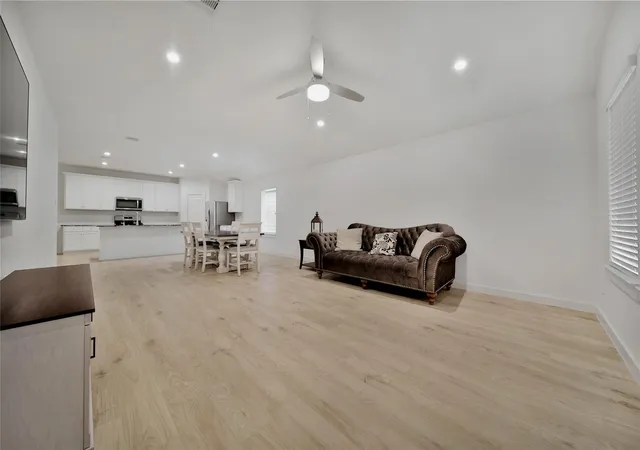 Photo 3 of Single family home for sale at 7839 Bel Fiore Dr, Richmond, TX 77406 | MLS# 54511224 | Listing updated on 2026-08-25