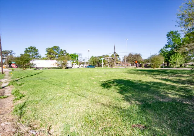Photo 3 of Land for sale at 0 San Jose, Houston, TX 77020 | MLS# 30968795 | Listing updated on 2026-09-08