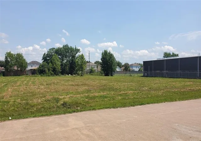 Photo 3 of Land for sale at 18702 Rankin Cir, Houston, TX 77073 | MLS# 45652750 | Listing updated on 2026-04-09