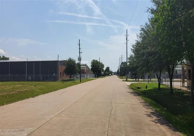 Photo 3 of Land for sale at 18702 Rankin Cir, Houston, TX 77073 | MLS# 45652750 | Listing updated on 2026-04-09