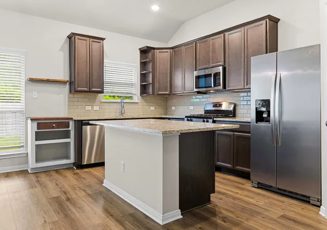 Photo 4 of Single family home for sale at 121 New Dawn Trl, Huntsville, TX 77320 | MLS# 56534039 | Listing updated on 2026-08-05
