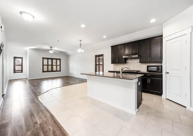 Photo 3 of Single family home for sale at 23111 Briarstone Harbor Trl, Katy, TX 77493 | MLS# 29691650 | Listing updated on 2026-06-28