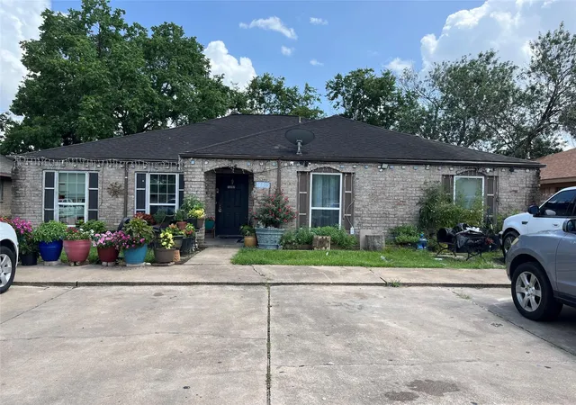 1st image of 12207 White Cap Ln, Houston, TX 77072 | MLS# 33033215