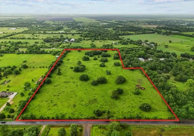 Photo 2 of Land for sale at 0 Cr 392, Alvin, TX 77511 | MLS# 89044463 | Listing updated on 2026-05-11