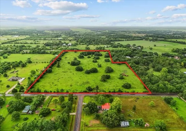 Photo 4 of Land for sale at 0 Cr-392, Alvin, TX 77511 | MLS# 89044463 | Listing updated on 2026-05-11