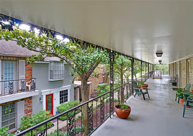 5th image of 11550 Chimney Rock Rd #324, Houston, TX 77035 | MLS# 65493802