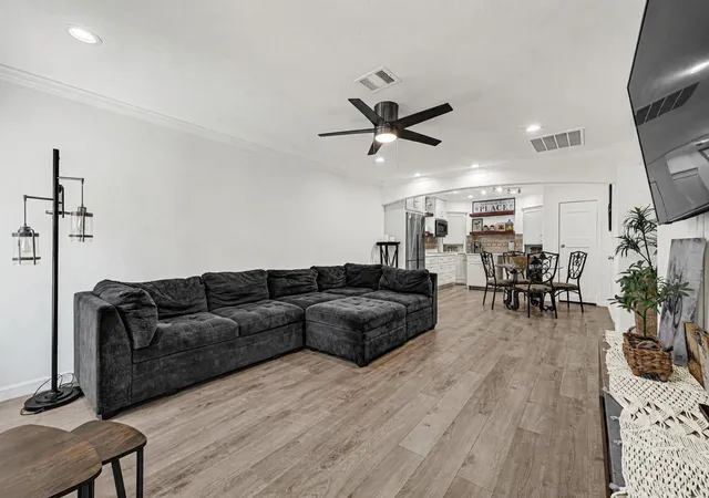 1st image of 2809 Tooke St, Houston, TX 77023 | MLS# 65532716