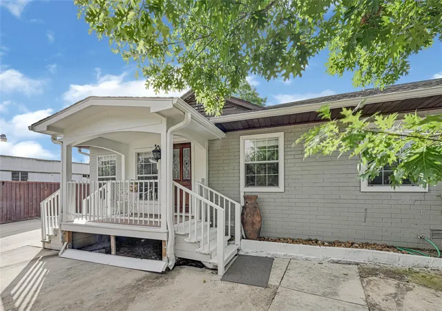 2nd image of 2809 Tooke St, Houston, TX 77023 | MLS# 65532716