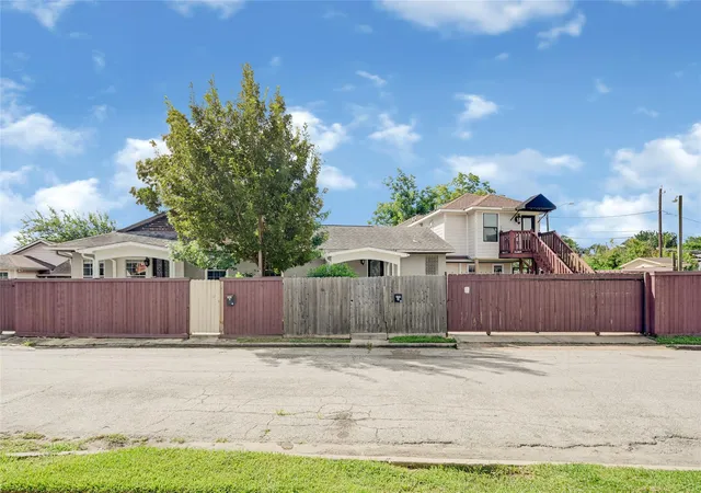 50th image of 2809 Tooke St, Houston, TX 77023 | MLS# 65532716