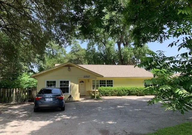 5th image of 1630 Crestdale Dr, Houston, TX 77080 | MLS# 22235561