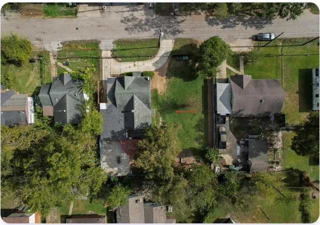 3rd image of 4303 Castor St, Houston, TX 77022 | MLS# 31180636