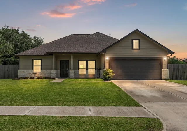 Homes for sale in Bay City, TX | 2213 Sago, Bay City, TX 77414 | MLS# 907364