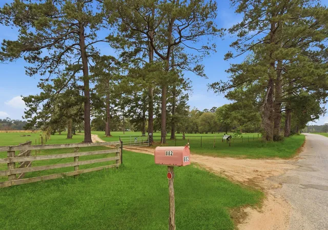 Photo 2 of Land for sale at 882 Four Notch Rd, Huntsville, TX 77340 | MLS# 85903494 | Listing updated on 2026-08-07