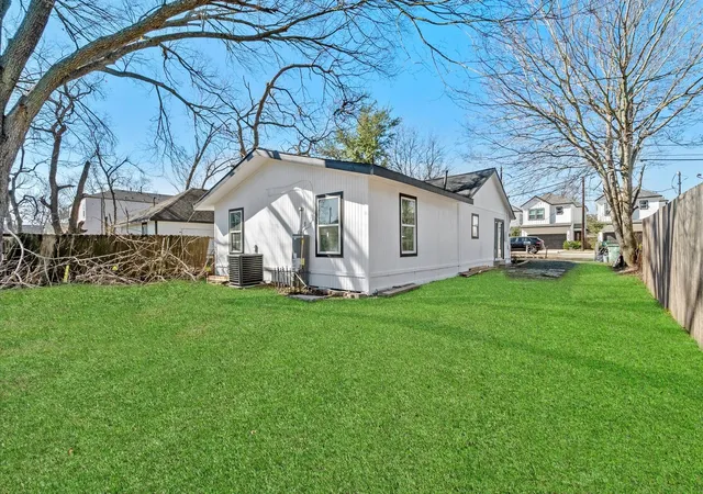21st image of 8413 Safeguard St, Houston, TX 77051 | MLS# 67561826
