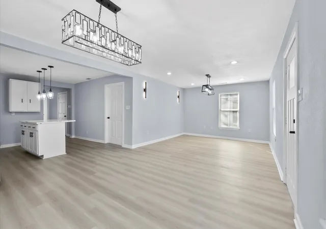 5th image of 8413 Safeguard St, Houston, TX 77051 | MLS# 67561826