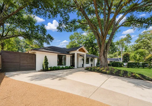 25th image of 10506 Knoboak Dr, Houston, TX 77043 | MLS# 85355647