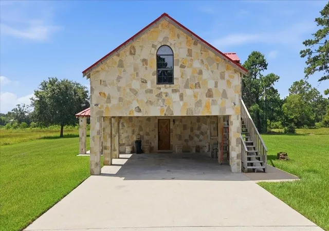 Photo 3 of Single family home for sale at 13480 Craigen Rd, Beaumont, TX 77705 | MLS# 30923324 | Listing updated on 2026-08-31