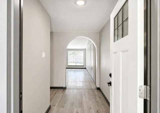 Photo 2 of Single family home for sale at 10007 Misty Trl, Houston, TX 77088 | MLS# 71533902 | Listing updated on 2026-09-02
