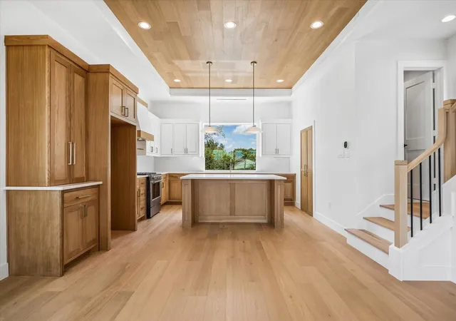 1st image of 3402 Market St, Houston, TX 77020 | MLS# 16864501