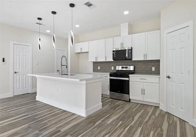 Photo 3 of Single family home for sale at 9807 Bamboo Rd #B, Houston, TX 77041 | MLS# 42596465 | Listing updated on 2026-08-29