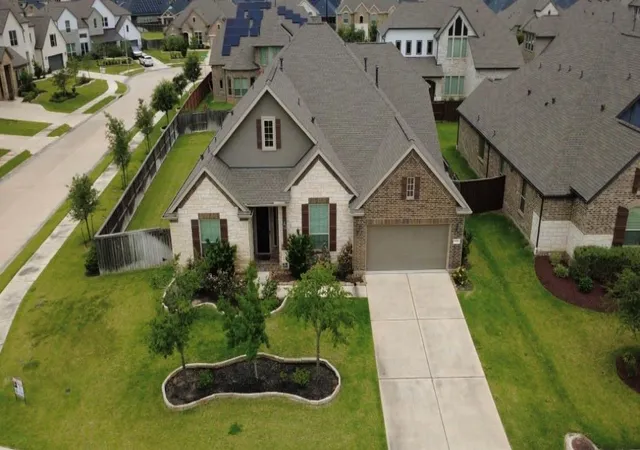 Homes for sale in Katy, TX | 6530 Poplar Meadow Ln, Katy, TX 77493 | MLS# 24542941