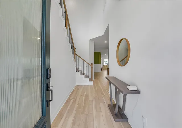 2nd image of 16806 Chapel Knox Dr, Humble, TX 77346 | MLS# 78049079