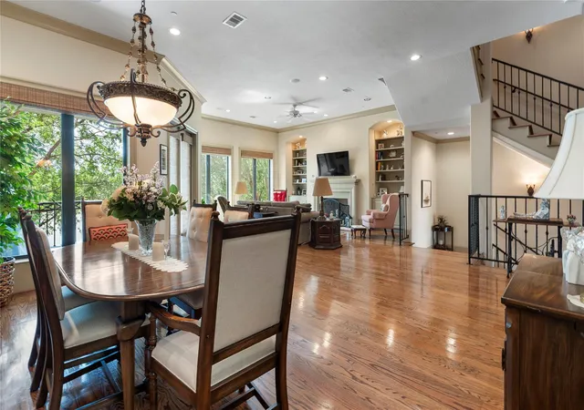 Photo 3 of Townhouse for sale at 1332 Lake Pointe Pkwy, Sugar Land, TX 77478 | MLS# 14247620 | Listing updated on 2026-09-08