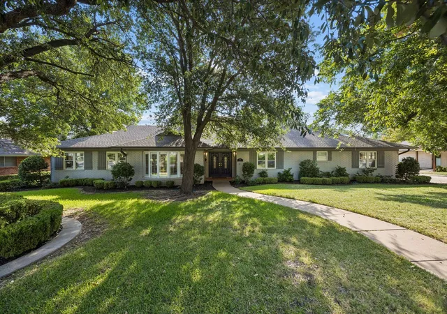 1st image of 4155 Sarita Dr, Fort Worth, TX 76109 | MLS# 74167954