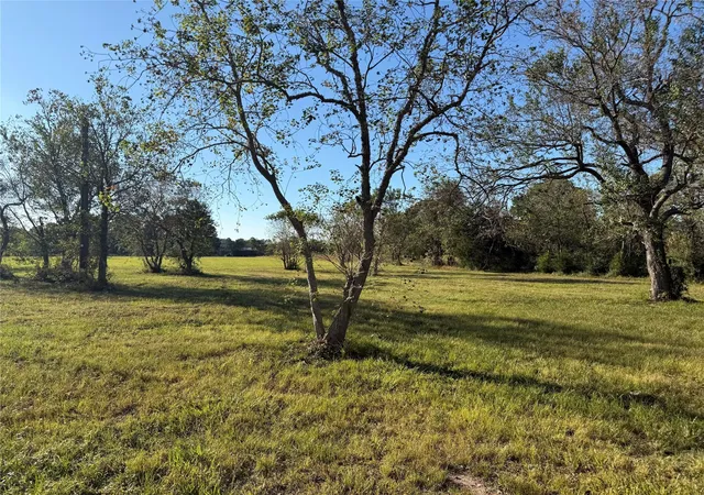 1st image of 10534 Hufsmith Rd, Tomball, TX 77375 | MLS# 89287819