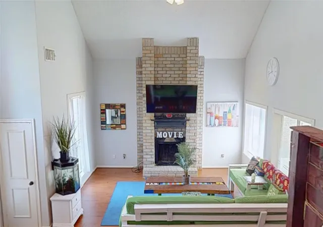 Photo 4 of Single family home for sale at 4739 Cashel Glen Dr, Houston, TX 77069 | MLS# 57154077 | Listing updated on 2026-07-25